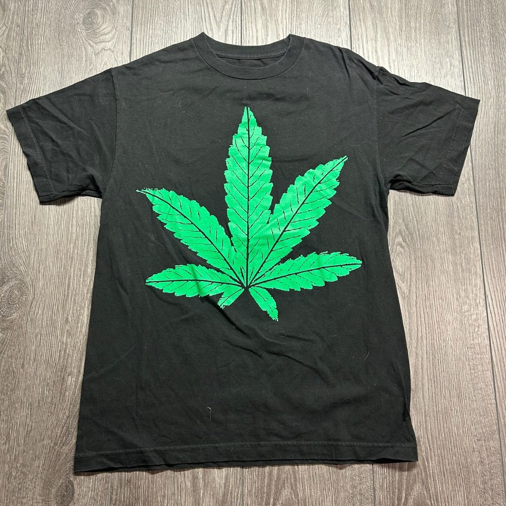 Vlone Mens Black Green Leaf Graphic Big V Logo Streetwear T-Shirt Medium